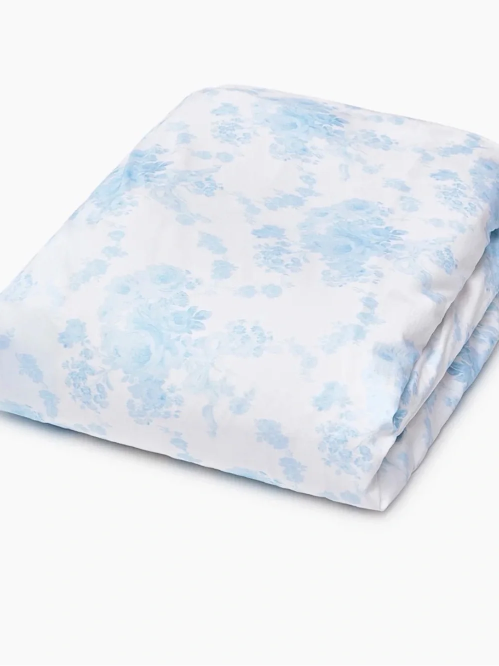 LoveShackFancy Queen duvet set with shams powdered feather blue 🦋